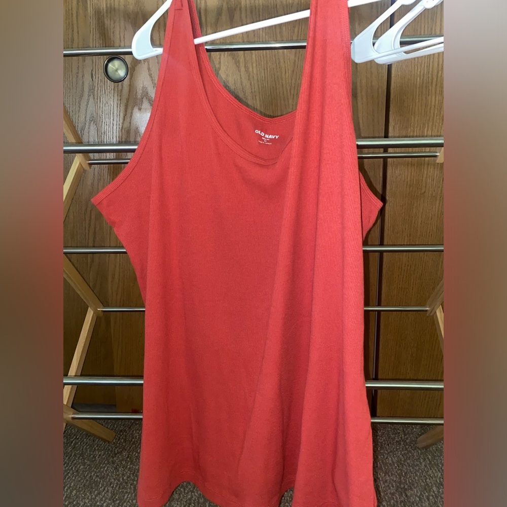 Old Navy Coral-Red Scoop Neck Tank Top